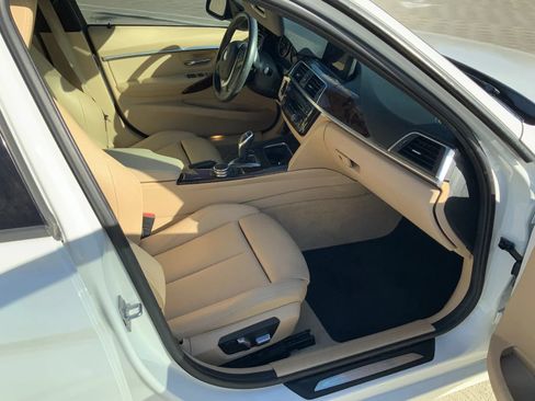 Used 2016 BMW 328i Sedan RWD image 17