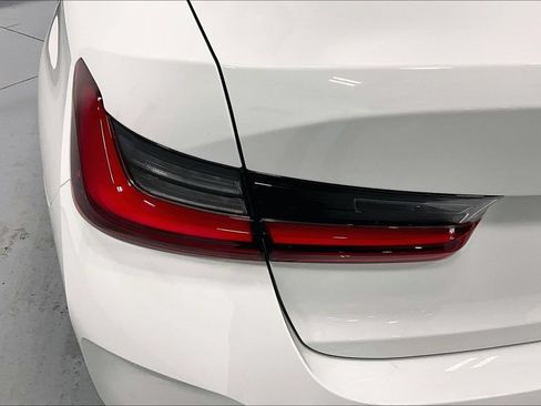 New 2026 BMW 330i Sedan w/ Convenience Package RWD image 31