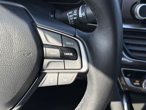 Used 2019 Honda Accord Sport image 16