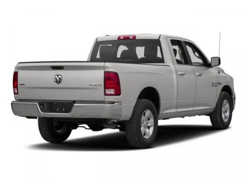 Used 2017 RAM 1500 Classic SLT image 5