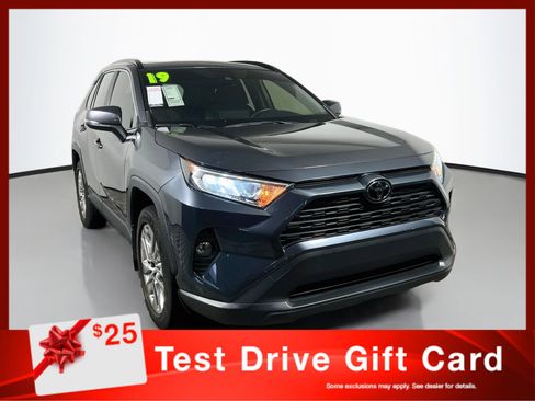 Used 2019 Toyota RAV4 XLE Premium FWD image 1