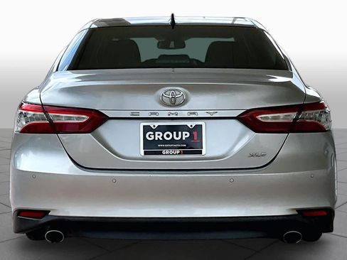 Used 2018 Toyota Camry XLE w/ Driver Assist Package FWD image 5