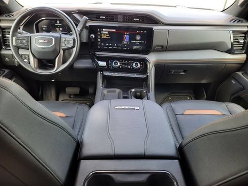 Used 2024 GMC Sierra 2500 AT4 w/ AT4 Premium Plus Package AWD/4WD image 13