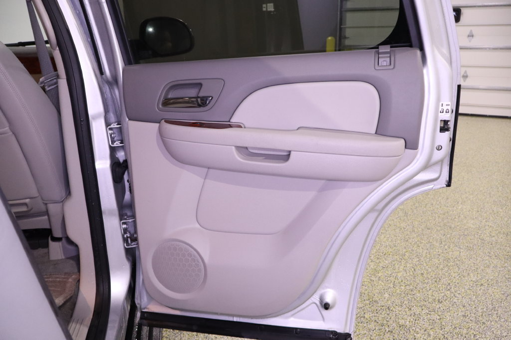 Used 2013 GMC Yukon SLT w/ Texas Edition RWD image 42