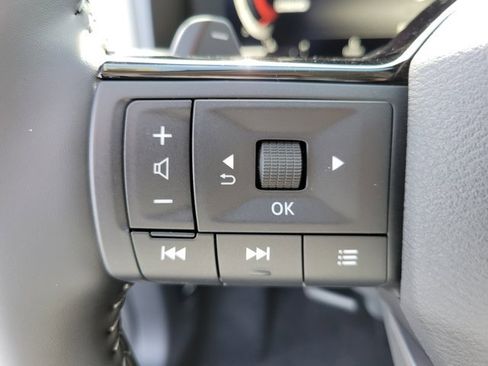 New 2025 Nissan Rogue SL image 19