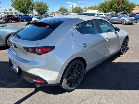 Used 2024 MAZDA MAZDA3 s FWD image 4