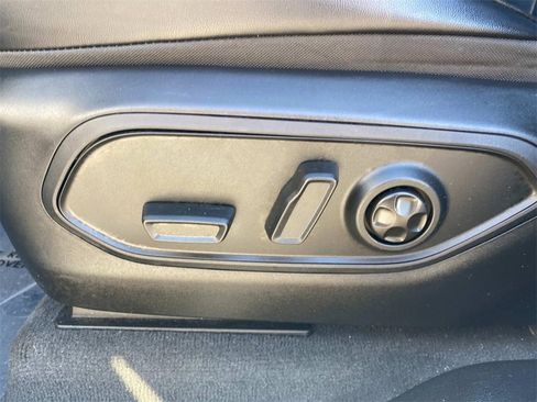 Used 2021 Jeep Grand Cherokee L Limited image 24