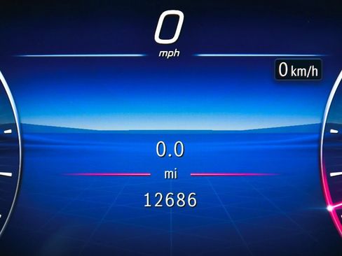 Used 2025 Mercedes-Benz E 450 4MATIC Sedan image 19