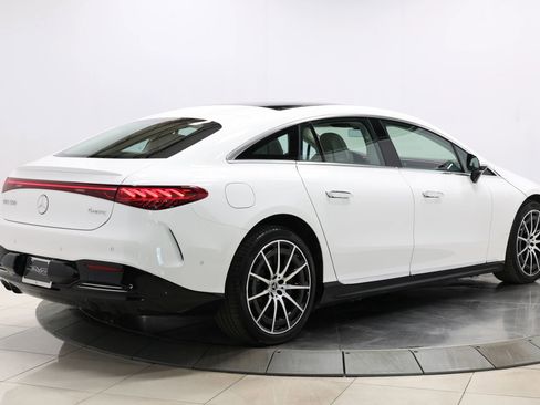 Used 2023 Mercedes-Benz EQS 580 EQS 580 4MATIC Sedan 4D image 4