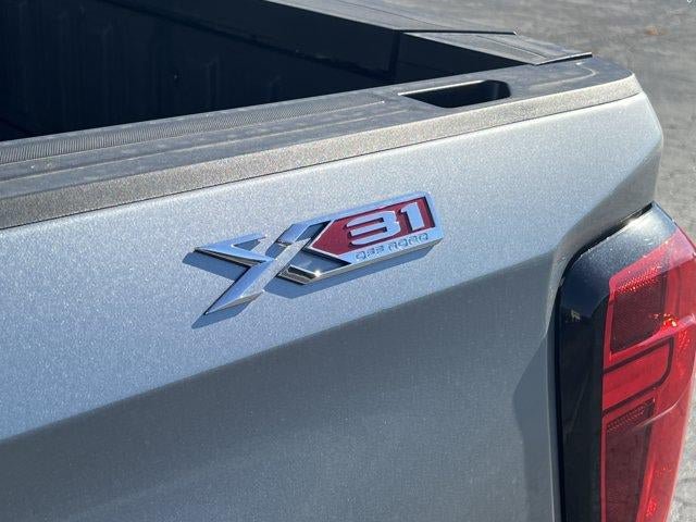 New 2026 GMC Sierra 1500 SLE w/ X31 Off-Road Package AWD/4WD image 14