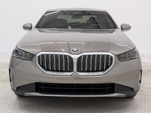 Certified 2026 BMW 530i w/ Premium Package image 6