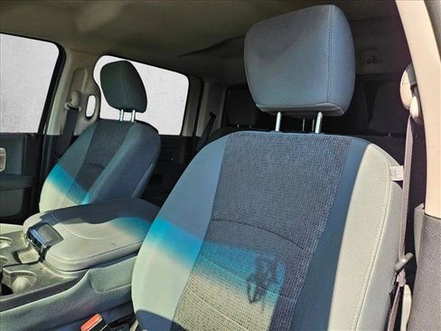 Used 2017 RAM 1500 Big Horn RWD image 12