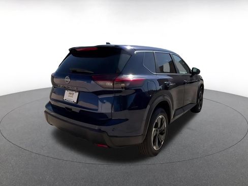 Used 2025 Nissan Rogue SV FWD image 15