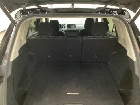 Used 2025 Nissan Rogue SV FWD image 7