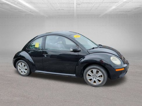 Used 2008 Volkswagen Beetle S FWD image 19