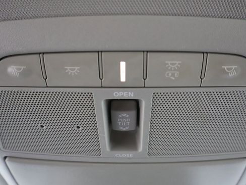 Used 2020 Nissan Maxima 3.5 SL w/ Floor Mat Group image 4