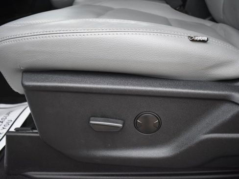 Used 2023 Ford F250 XLT image 17