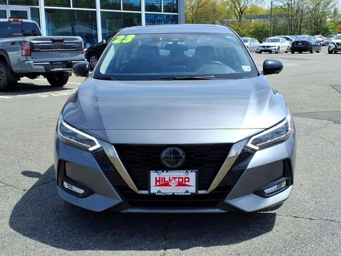 Used 2023 Nissan Sentra SR w/ SR Premium Package FWD image 2