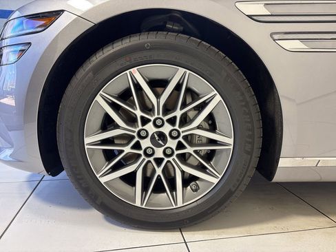 New 2026 Genesis G80 2.5T image 9