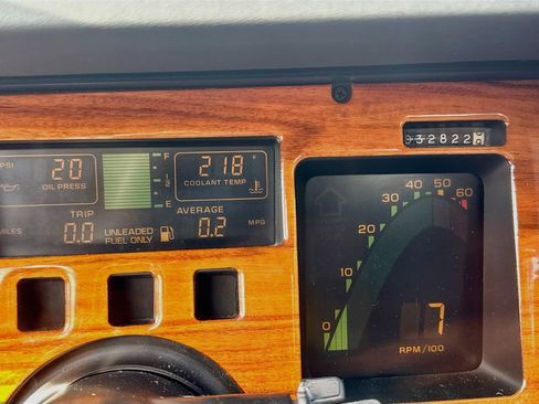 Used 1989 Chevrolet Corvette Convertible RWD image 11