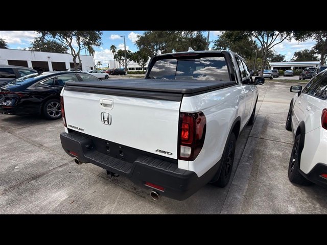 Certified 2023 Honda Ridgeline Black Edition image 9