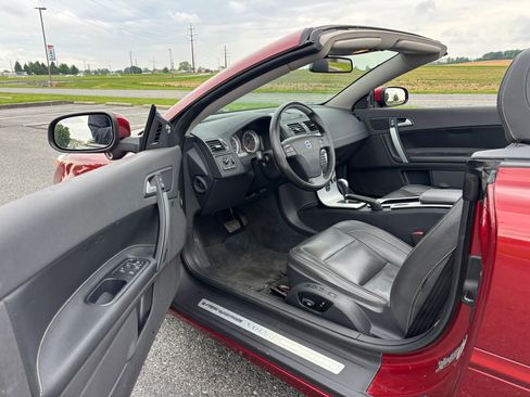 Used 2013 Volvo C70 T5 FWD image 13