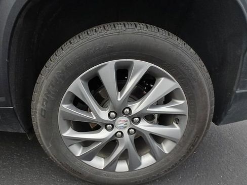 Used 2023 Buick Enclave Essence w/ LPO, Floor Liner Package FWD image 3