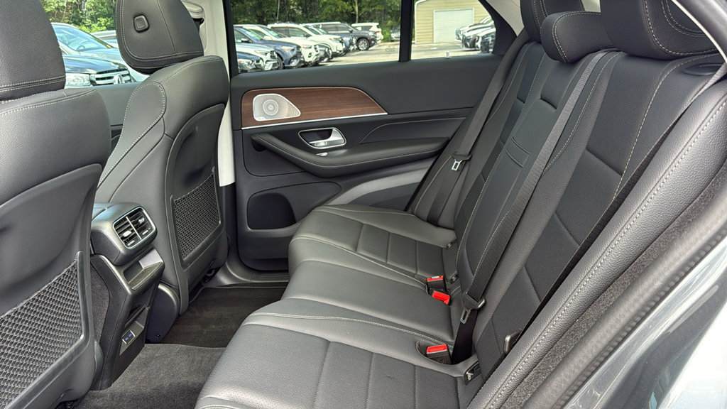 Certified 2026 Mercedes-Benz GLE 350 4MATIC w/ AMG Line Exterior image 22