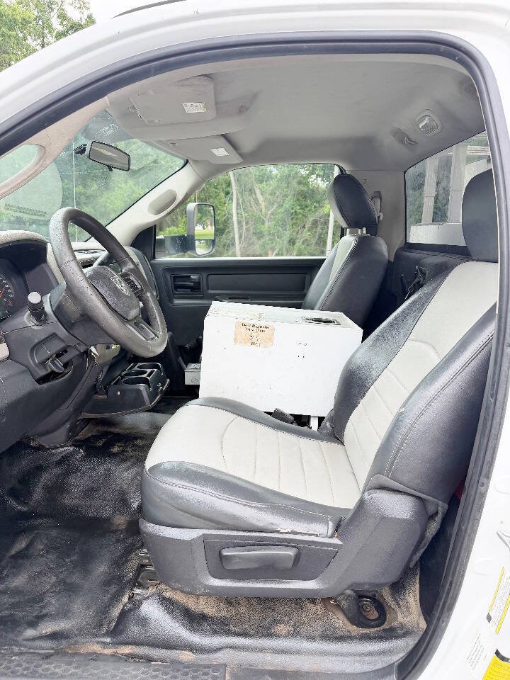 Used 2012 RAM 4500 2WD Regular Cab w/ Cold Weather Group image 10