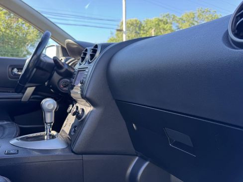 Used 2011 Nissan Rogue SV w/ SL Pkg AWD/4WD image 30