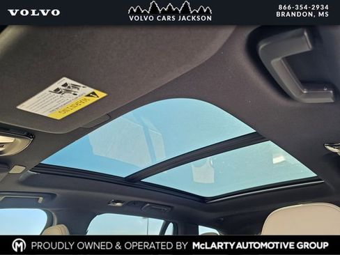 New 2026 Volvo XC90 B5 Core w/ Protection Package Premier image 21