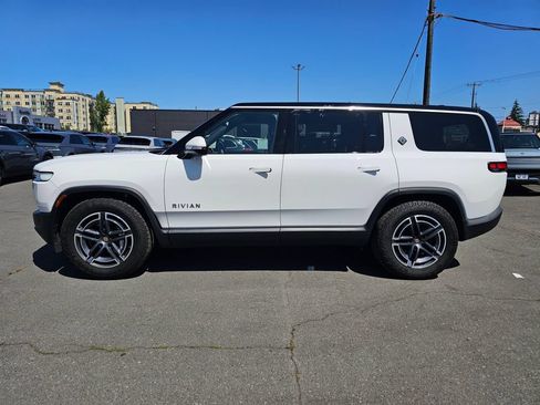 Used 2025 Rivian R1S Adventure AWD/4WD image 4