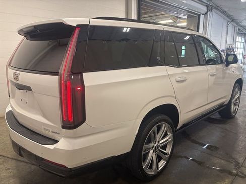 Used 2025 Cadillac Escalade Sport w/ Touring Package AWD/4WD image 4