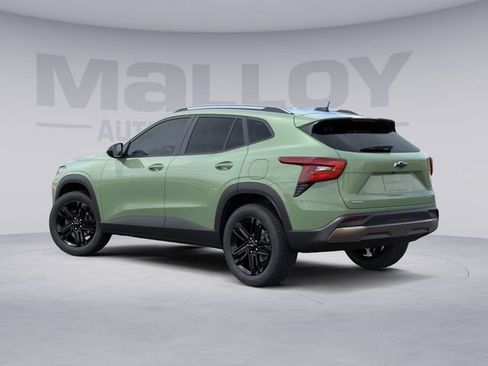 New 2026 Chevrolet Trax ACTIV w/ Sunroof Package FWD image 4