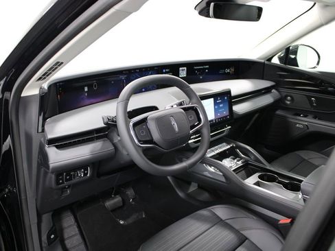 New 2026 Lincoln Nautilus Reserve w/ Jet Appearance Package AWD/4WD image 25