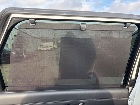 Used 2024 Nissan Pathfinder Platinum w/ Cargo Package image 27