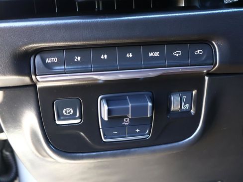 Used 2025 Cadillac Escalade ESV Sport Platinum w/ LPO, Floor Liner Package image 31