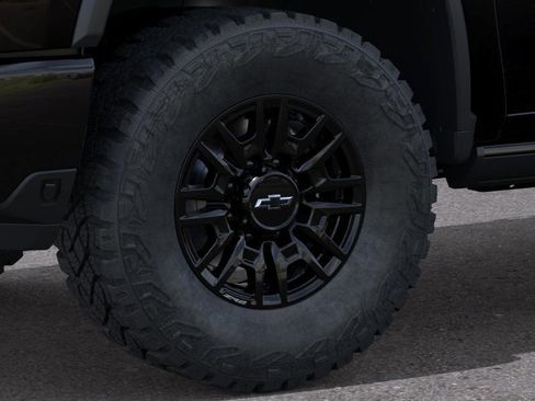 New 2026 Chevrolet Silverado 2500 ZR2 w/ LPO, Dark Essentials Package AWD/4WD image 9