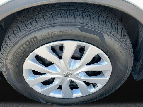 Used 2016 Nissan Rogue S w/ S Family Package FWD image 10
