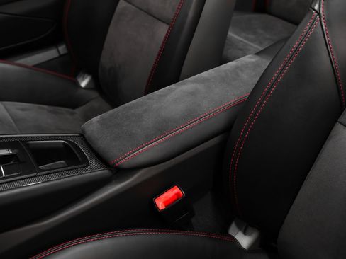 Used 2015 Porsche 911 Carrera GTS image 41