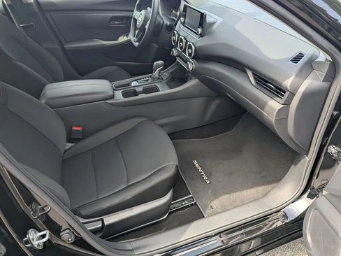 Certified 2025 Nissan Sentra S FWD image 12