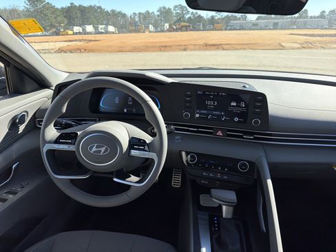 New 2026 Hyundai Elantra Sport image 9