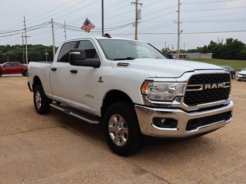 Used 2024 RAM 2500 Big Horn w/ Off Road Package AWD/4WD image 7