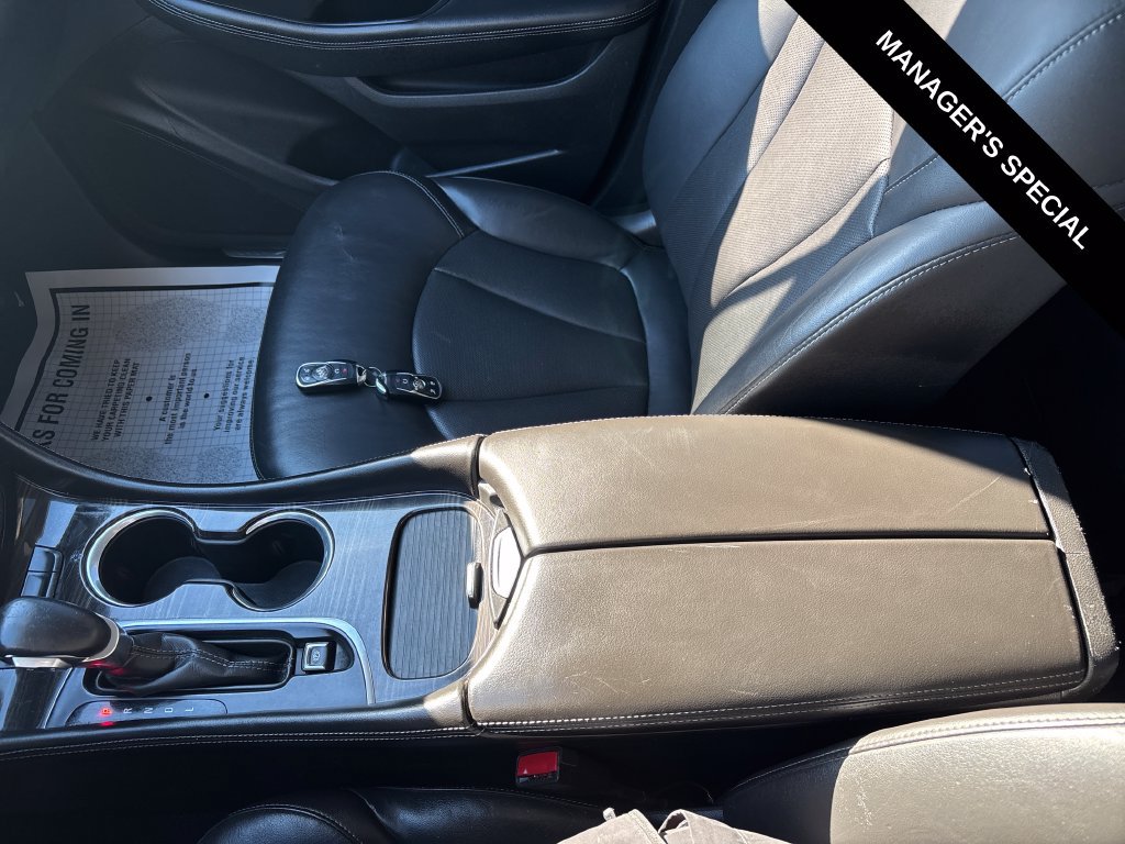 Used 2019 Buick Envision Essence AWD/4WD image 27