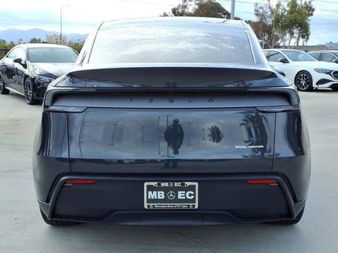 Used 2026 Tesla Model Y Long Range AWD/4WD image 21