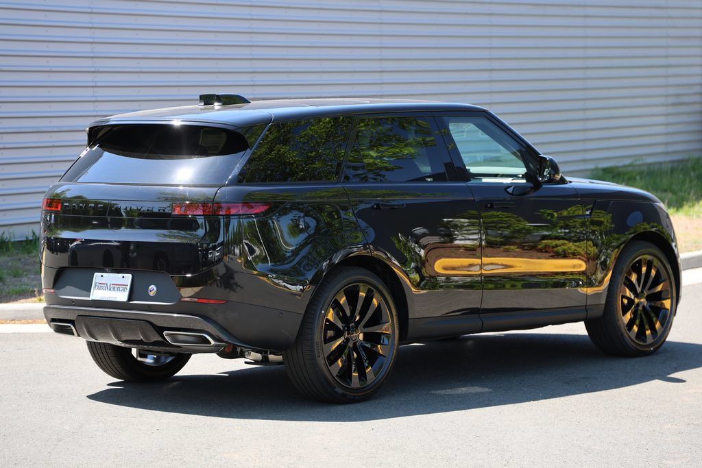 New 2026 Land Rover Range Rover Sport SE AWD/4WD image 4