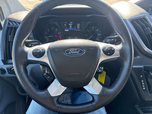 Used 2019 Ford Transit 150 XLT image 18