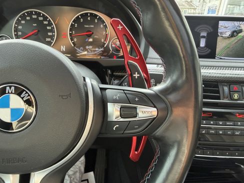 Used 2017 BMW X5 M image 32