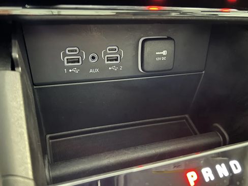 Used 2024 Jeep Grand Cherokee Limited AWD/4WD image 46