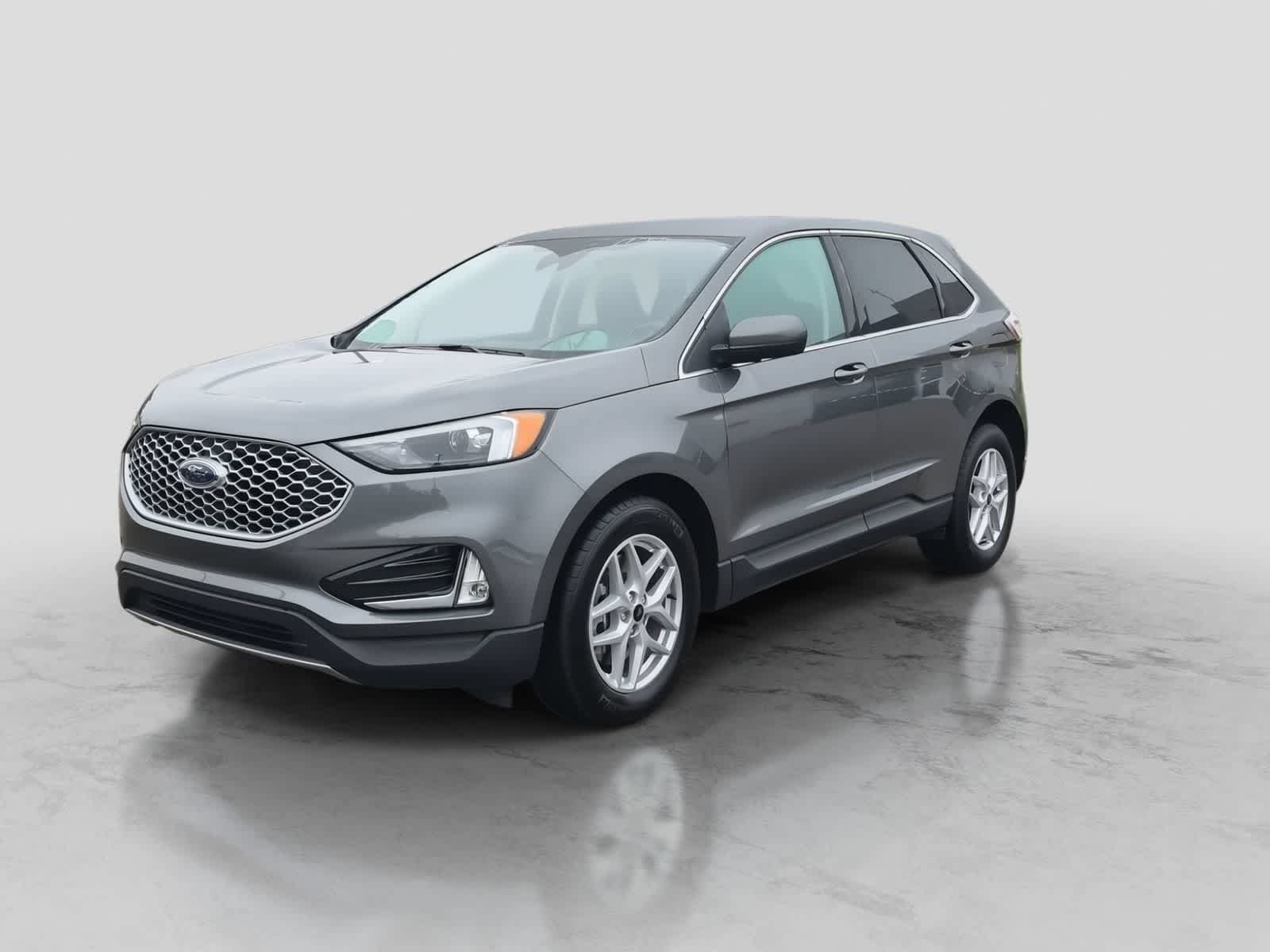 Used 2024 Ford Edge SEL w/ Convenience Package AWD/4WD image 4